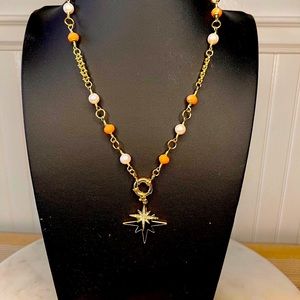 Beautiful 18k over brass necklace with cultivated pearls